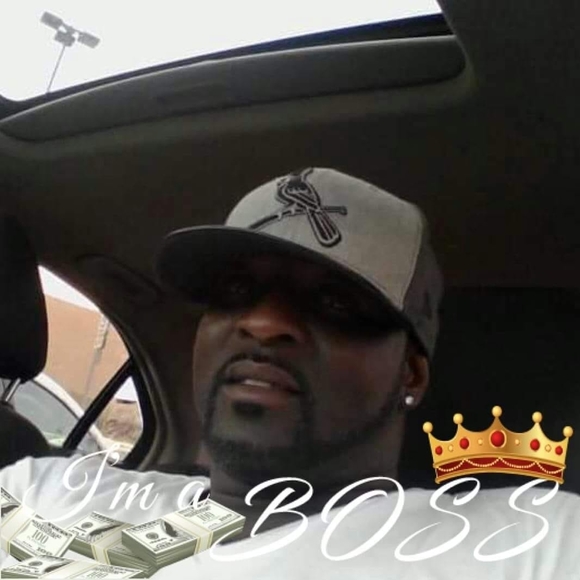 Meet your Posher, Richard - Picture 1 of 1